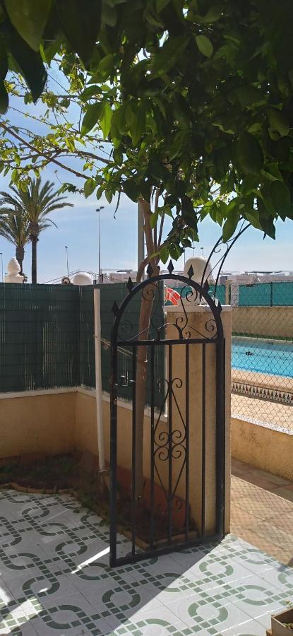 Apartement à La Mata Torrevieja Esterno foto