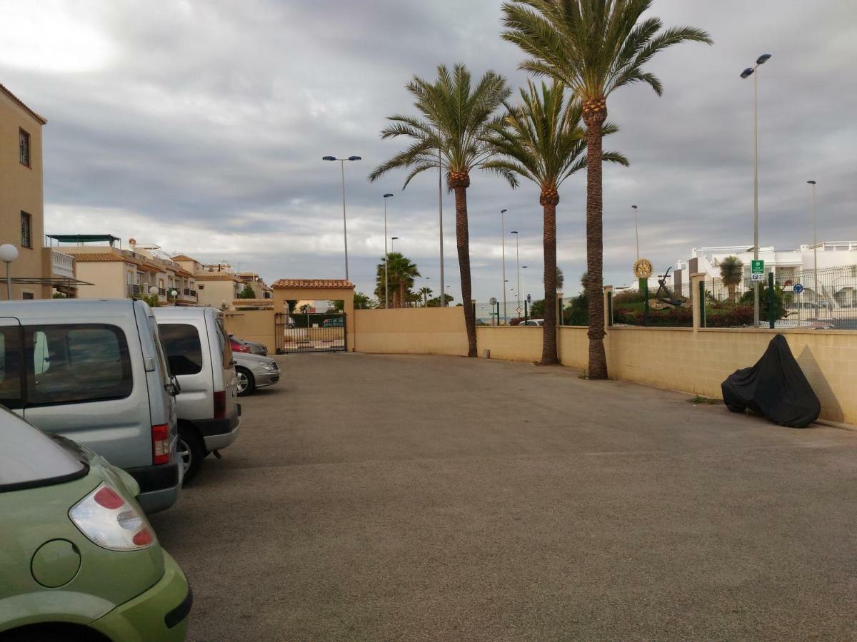Apartement à La Mata Torrevieja Esterno foto