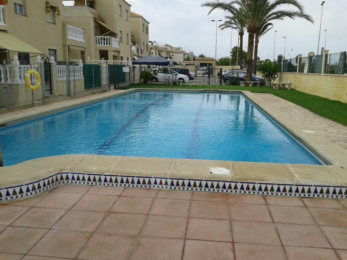 Apartement à La Mata Torrevieja Esterno foto